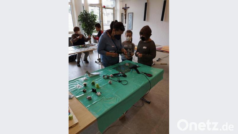 Mit großer Konzentration waren die Kinder an der Arbeit. Bild: krb