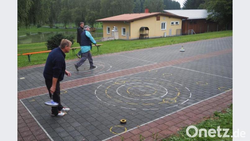 Nach der Zwangspause startet der Wintersportverein mit Vereinen ein Sommerstockturnier.. Bild: gz