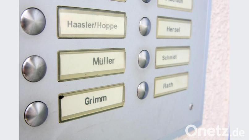 Sammelnamen wie Müller, Meyer oder Schmidt können geändert werden, wenn eine zu große Verwechslungsgefahr besteht. Symbolbild: Philipp Brandstädter/dpa
