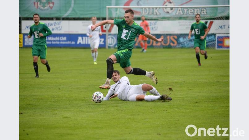 Martin Popp, Torschütze zum 3:0) gegen den TSV Karlburg, findet sich gut in der Bayernliga-Umgebung zurecht. Archivbild: brü