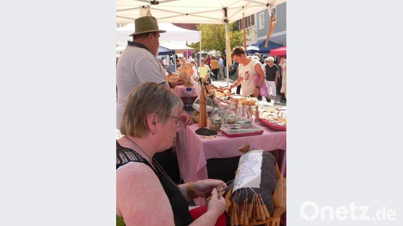 Der Schutzengelmarkt in Luhe war bestens besucht. Bild: mh