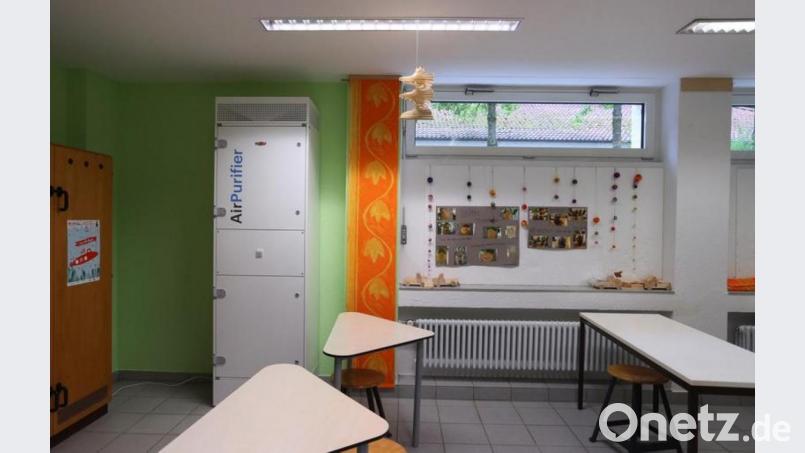Zum Schulstart werden wohl zahlreiche Klassenräume in Bayern nicht mit Luftfiltern ausgestattet sein. Bild: Karl-Josef Hildenbrand