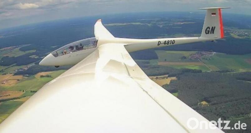 Für die Amberger Segelflieger gibt es nichts Schöneres als mit Sonnenenergie über die Landschaft zu gleiten. Bild: Gerhard Götz/(luf)