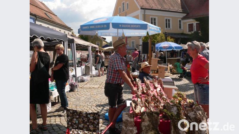 Der Schutzengelmarkt in Luhe bei schönstens Spätsommerwetter. Bild: mh