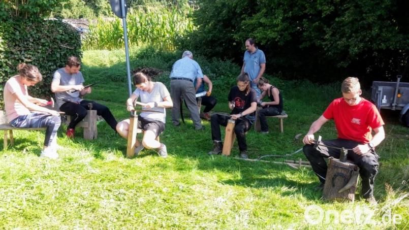 Das Dengeln ist eine Kunst für sich. Bild: fdl