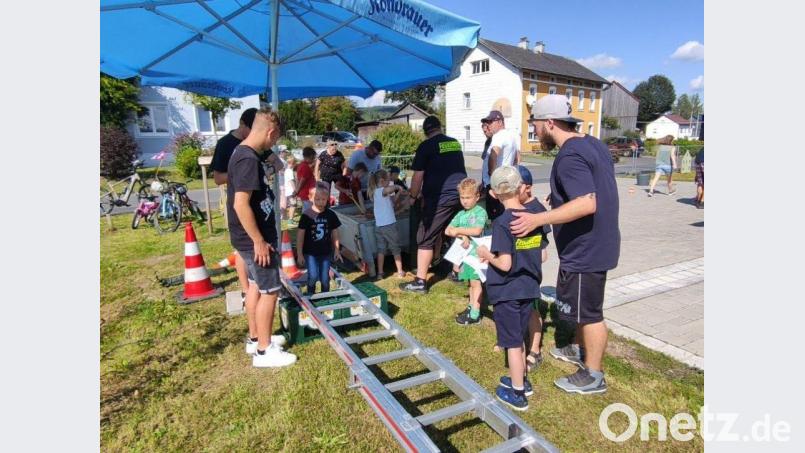 Verschiedenste Aufgaben waren an sechs Stationen zu erfüllen. Bild: exb/FFW Groschlattengrün