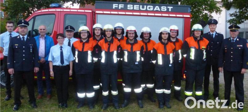Nach der erfolgreich abgelegten Leistungsprüfung: die Löschgruppe der Seugaster Feuerwehr. Bild: bk