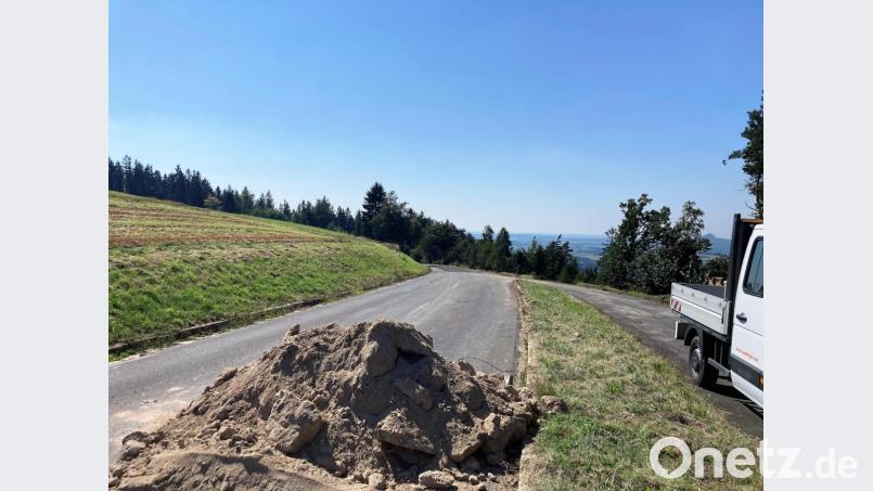 Eine gute Million Euro wird in die Sanierung der Kreisstraße zwischen Godas und Waldeck gesteckt Bild: stg