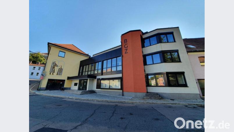 Die Sanierung des ehemaligen Sparkassengebäudes geht weiter. Bild: Tietz