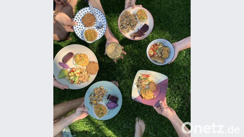 Gefüllte Teller beim letzten Brunch. Bild: Gloria Bauer/exb