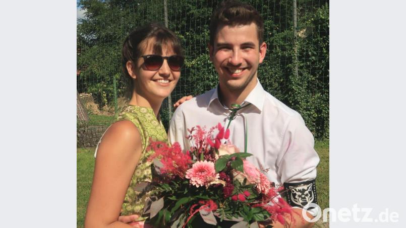 Das strahlende Oberkirwapaar 2021: Marlen Mägerl und Dominik Wendl. Bild: Heribert Urbanek/exb