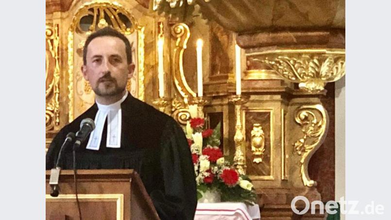 Pfarrer Stefan Fischer aus Hirschau war Gastprediger beim ökumenischen Gottesdienst auf dem Mausbergfest. Bild: wku