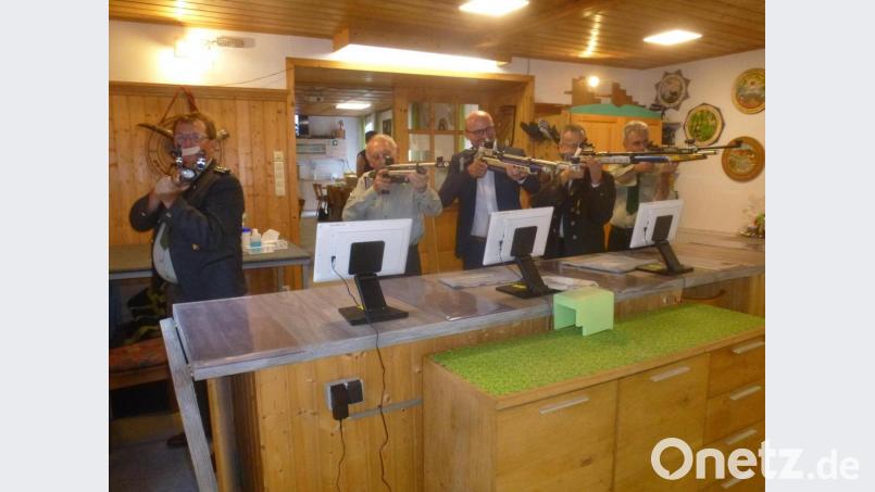 Bei einem Tag der offenen Tür präsentierten die Burgschützen Zangenstein den neuen Schießstand. Bild: mad