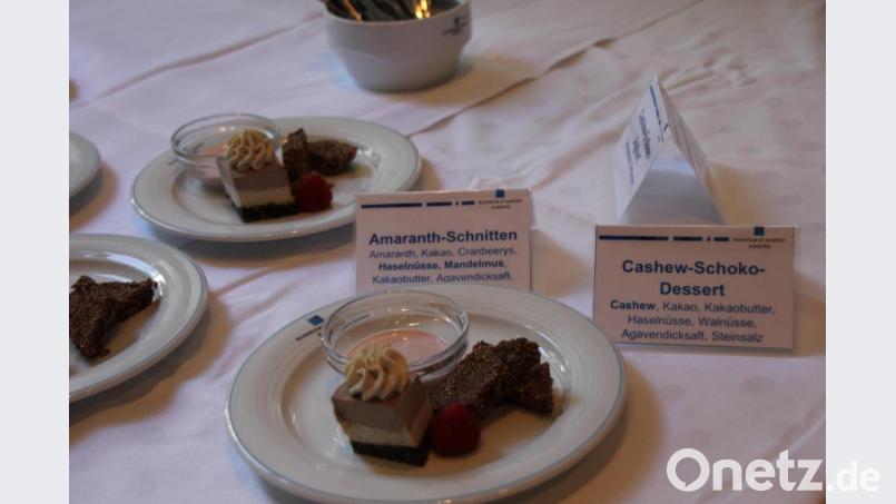 Bei der Buchpräsentationen gab es auch kleine Kostproben von Rezepten aus dem Buch. Bild: ads