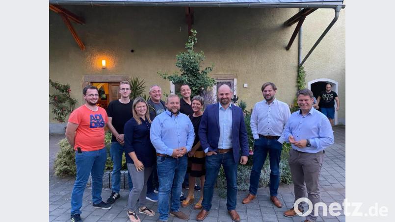 Der neu gewählte Vorstand führt die CSU Rothenstadt in die nächsten Jahre. Bild: Luis Forster/exb