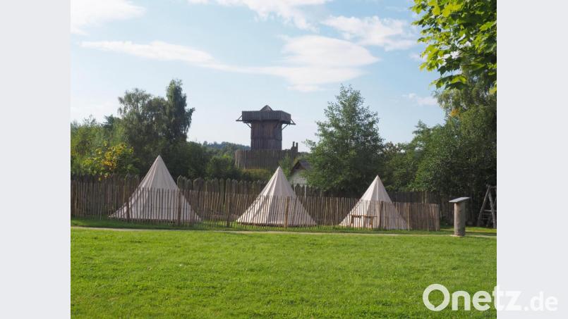 Zelte am Geschichtspark sind nicht ungewöhnlich. Mit einer Änderung des Bebauungsplans &quot;Hammerweiher&quot; soll ein richtiger Zeltplatz entstehen. Bild: ws