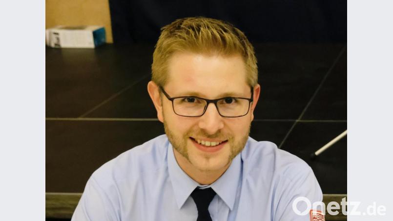 Das wichtige Ehrenamt des Kommandanten der Freiwilligen Feuerwehr Vorbach hat Vorrang. Deshalb verzichtet Tobias Lautner auf sein Gemeinderatsmandat. Bild: do