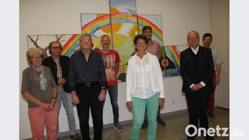 Mit neuem Vorstand präsentiert sich der Förderverein Hl. Dreifaltigkeit (von links): Beisitzer Martha Steindl, Revisor Mario Kosche, Kassier Josef Weigl, stellvertretender Vorsitzender Matthias Kölbl, Schriftführerin Ingrid Löh, Vorsitzender Bertram Kerres, Beisitzer Pfarrer Ludwig Gradl und Christian Farnbauer. Bild: ads