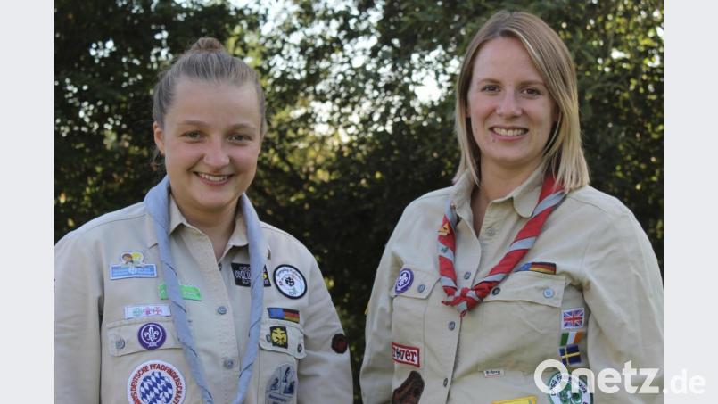Leonie Landstorfer (links) und Julia Artmann bilden seit Jahren die gemeinsame Spitze des Pfadfinderstamms Mitterteich. Bild: Werner Männer