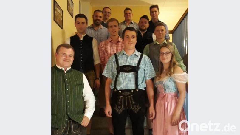 Den erfolgreichen landwirtschaftlichen Berufsabschluss feierten diese Absolventen. Bild: AELF Tirschenreuth/exb