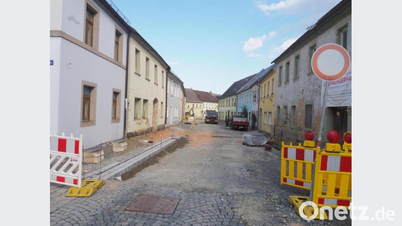 Investitionen in Höhe von fast 5,8 Millionen Euro sieht der Haushalt in diesem Jahr vor. Zu den Großprojekten gehört auch der Ausbau der Bischof-Senestrey-Straße. Eine Fertigstellung wird Ende Oktober erwartet. Bild: ws