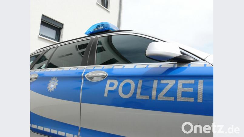 Ein unbekannter Täter hat in Tirschenreuth ein Auto aufgebrochen und darin abgelegte Gegenstände entwendet. Symbolbild: Bundespolizei/exb