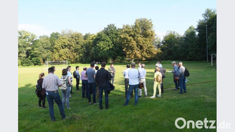 Auf dem Turnerbundgelände will die Stadt Sozialwohnungen bauen. Ein wegweisendes Projekt, das offenbar noch vieler Gespräche bedarf. Der Bauausschuss vertagte den Beschluss über den Bebauungsplan in die Oktober-Sitzung. Bild: Gabi Schönberger