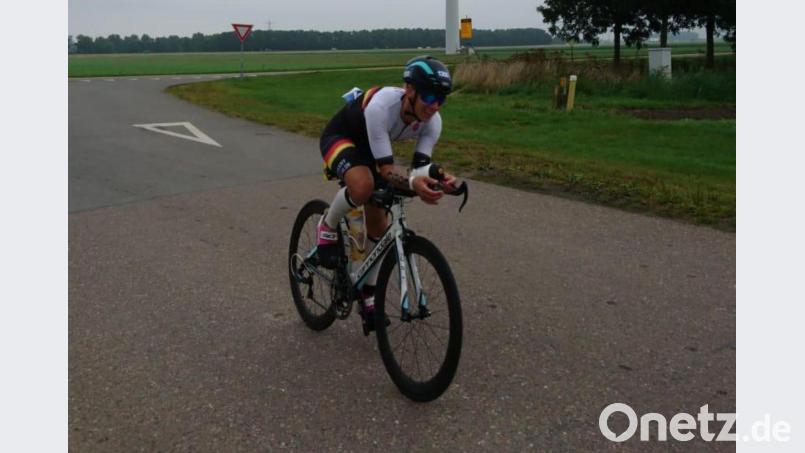 Heike Uhl auf dem Rad zum Vizetitel. Bild: Privat/exb