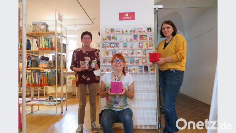 Christine Schubert, Deborah Bregler und Judith Schliermann (von links) präsentieren Tonie, das neue Audiosystem für Kinder ab drei Jahren. Bild: jzk