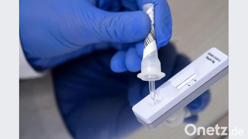 Corona-Schnelltests müssen ab 11. Oktober meist selbst bezahlt werden. Symbolbild: Sven Hoppe