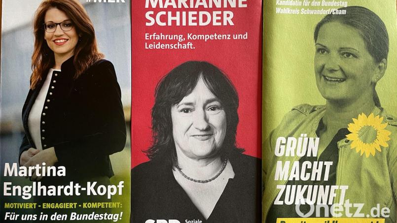 Martina Englhardt-Kopf, Marianne Schieder und Tina Winklmann (von links) haben gute Chancen, den Landkreis Schwandorf im nächsten Deutschen Bundestag zu vertreten. Bild: Gerhard Götz
