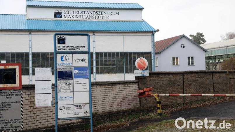 Die Tage des Mittelstandszentrum Maxhütte sind gezählt, der Mietvertrag mit der Firma Läpple läuft nächstes Jahr aus. Gedacht ist an eine Verlegung Richtung Schwandorf/Wackersdorf. Bild: ggö
