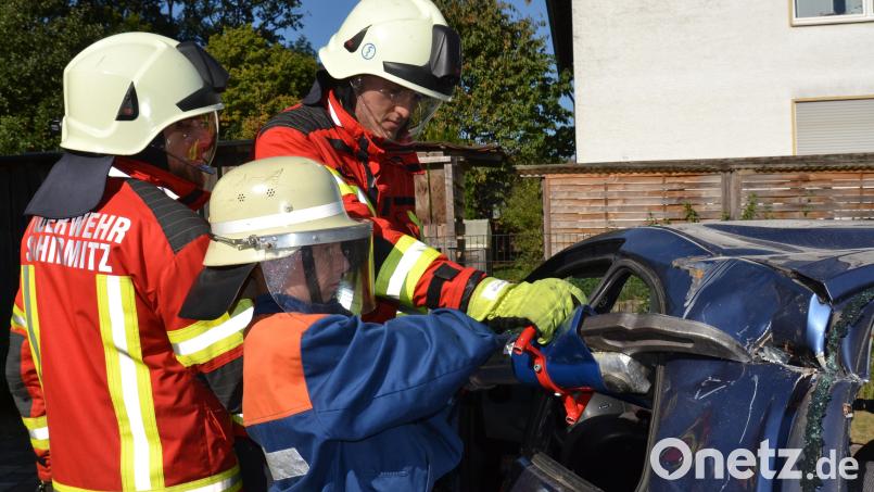 Rettungsschere im Einsatz. Bild: hcz
