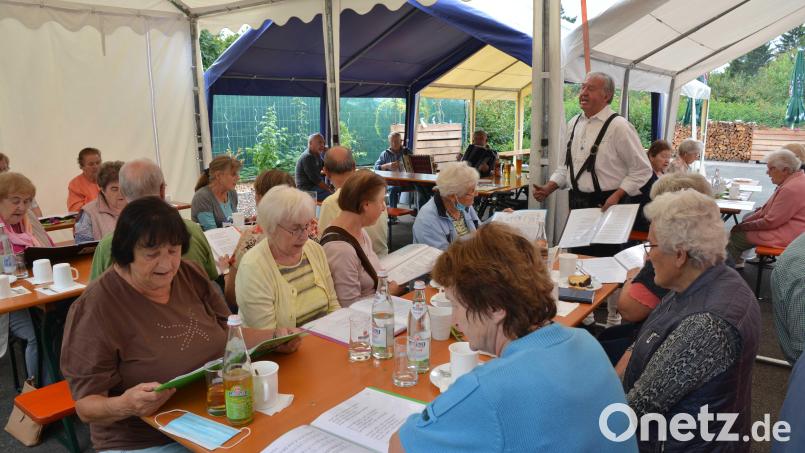 Die Generation Ü50 war gut bei Stimme. Bild: Michael Wellnhofer/exb