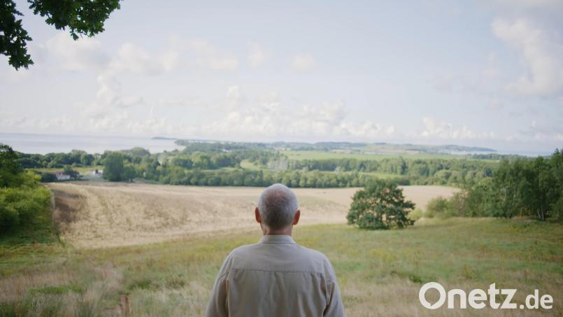 Szene aus &quot;Wem gehört mein Dorf&quot;: Dieses schöne Fleckchen Erde bei Göhren auf der Insel Rügen soll zugebaut werden. Anlieger wehren sich. Bild: exb/jjp Film und Verleih