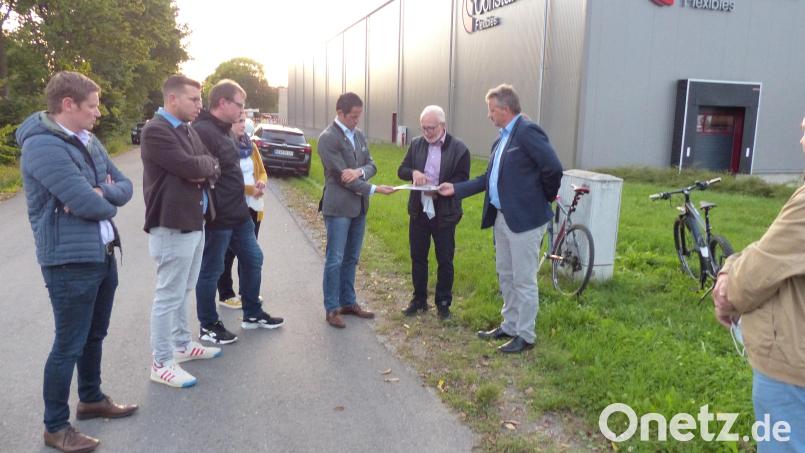 MdB Albert Rupprecht soll bei Lösung des Problems Radweg Pirk helfen Bild: hme