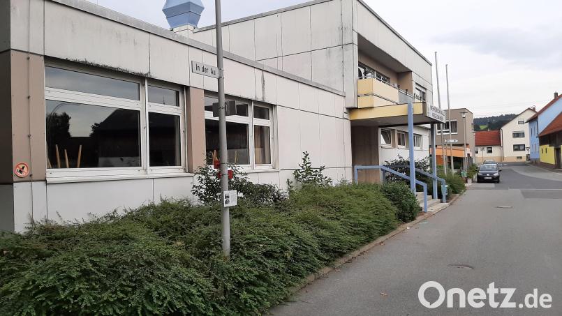 Die Generalsanierung der Mehrzweckhalle wird teurer als geplant. Die Kosten liegen aktuell bei 2,8 Millionen Euro. Der Gemeinderat hat mit Mehrheit den Entwurfsplan beschlossen. Bild: Eichl