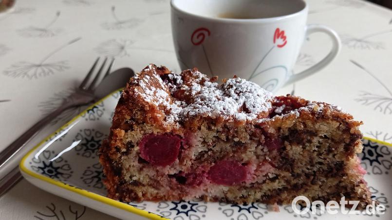 Ein Hauch von Sommer: Der Kirschkuchen schmeckt unglaublich lecker. Bild: exb