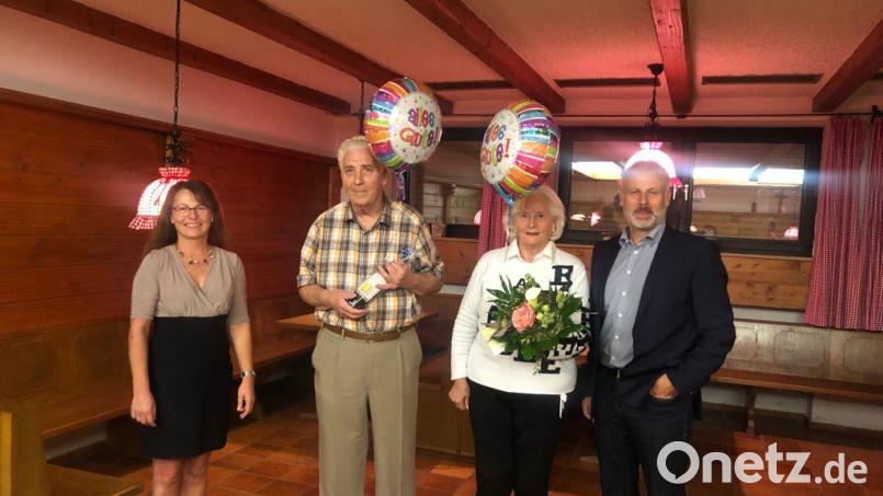 Von links: Martina Auer-Bertelshofer (Schulleiterin), Klaus Hundhammer, Karin Schwarz, Eduard Bauer. Bild: Andrea Raimund/exb