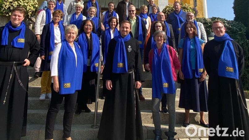 Die vier Geistlichen von den Passionisten werden von 30 Laien unterstützt. Die Pfarrmission endet am 17. Oktober mit einem Gottesdienst in Falkenberg und Wiesau. Bild: wro