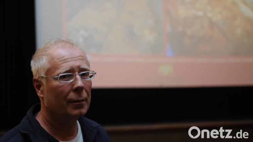 Dr. Mathias Hensch: &quot;Amberg, die Altstadt, ist an sich ein Ensemble, ein Denkmal. Und wenn man aus diesem Ensemble Dinge rausreißt, dann beschädigt man das Denkmal nachhaltig.&quot; Bild: Andreas Brückmann