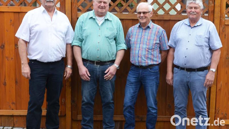 Sie führen den Rentner- und Pensionistenverein in die Zukunft. Von links: Hans-Joachim Heinzel, Gerhard Stingl, Helmut Vogl und Manfred Holl. Bild: ü