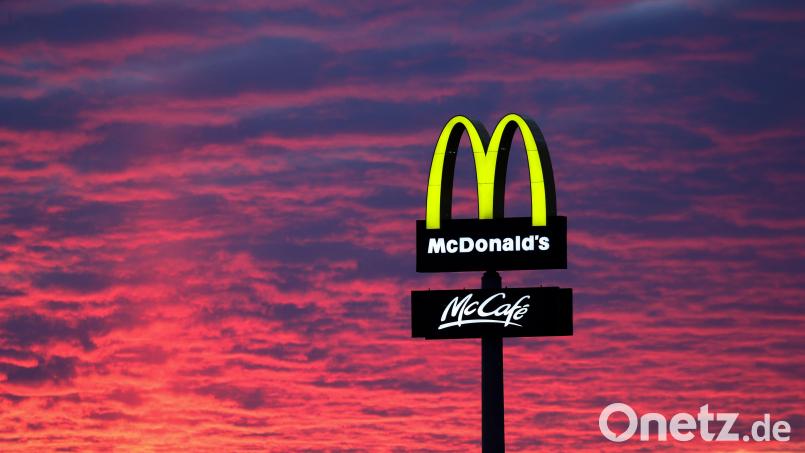 Das große leuchtende M wird auch bald im Industriegebiet Schafhof-Ost prangen. Bild: dpa/Jan Woitas