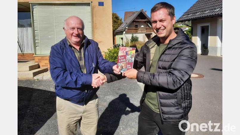 Bürgermeister Wolfgang Söllner (rechts) freute sich über den Besuch von Pat Murray aus Galway (Irland) in Ebnath. Bild: soj