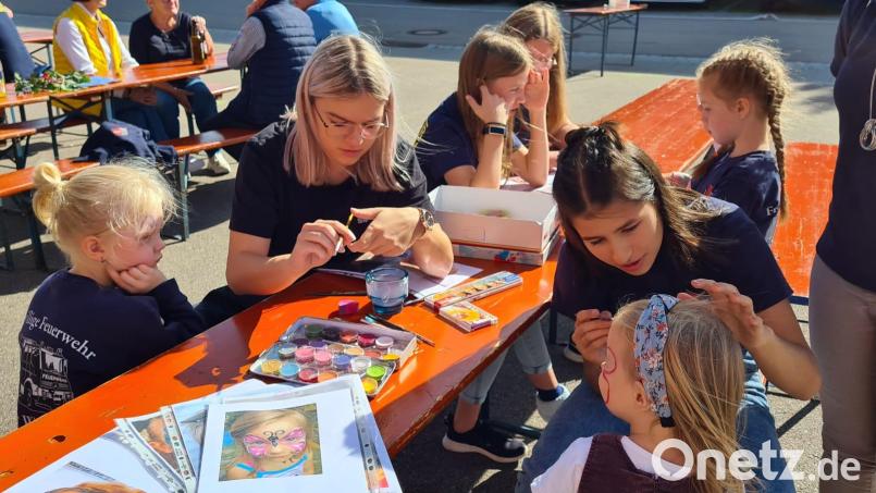 Die Kleinen wurden fachmännisch geschminkt Bild: amö