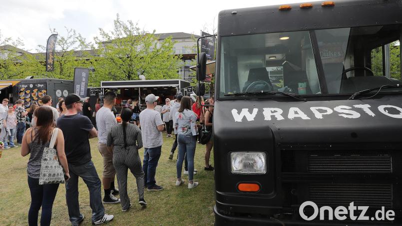 2019 waren 20 Anbieter waren mit ihren Spezialitäten aus aller Herren Länder beim Food-Truck-Festival in Amberg vertreten. Auch 2021 wird nach längerer Corona-Zwangspause wieder viel geboten sein. Archivbild: Steinbacher