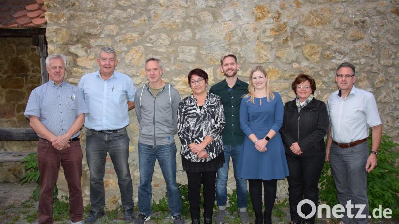 Der neugewählte Vorstand der Knappschaftkapelle Amberg (von links): Franz Koholka , Wolfgang Bäumler, Walter Sperlich, Barbara Mayerhofer, Christian Hecht, Michaela Montag, Jutta Hecht und Klaus Pfitzner. Bild: Knappschaftskapelle Amberg/exb