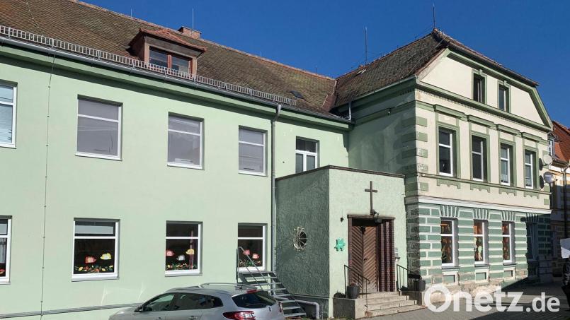 Das nächste Projekt rund um das Haus für Kinder Gottfried Sperl in Vohenstrauß wartet bereits: Das Gebäude, in dem sich der Hort und Wohnungen befinden, wird saniert. Bild: ck