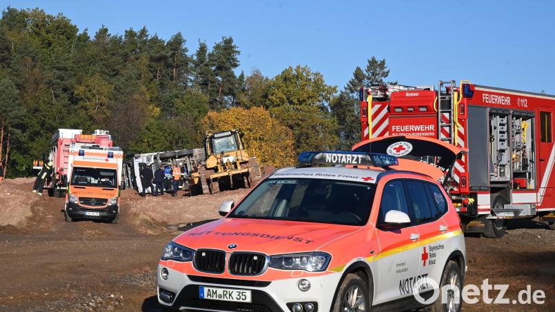 Lkw-Unfall bei der Sanierung der Deponie "Erzhülle" in Sulzbach-Rosenberg. Bild: gf