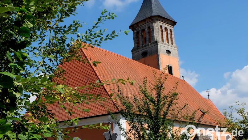 In der Simultankirche des Jahres in Floß wird eine besondere Fotoausstellung gezeigt. Die Bilder sind bis November ausgestellt. Bild: le